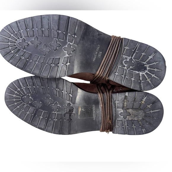 GIVENCHY KNEE-HIGH BOOTS IN DARK BROWN NUBUCK LEATHER - Picture 9 of 12